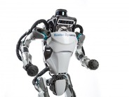 人型ロボット「Atlas」、愉快なNG集とともに引退へ–Boston Dynamicsが動画公開