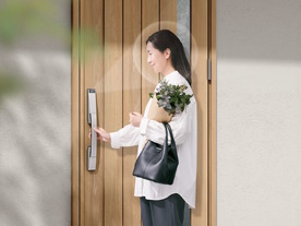 LIXIL、ハンドル一体型の顔認証ドア「ジエスタ2」新モデルを発売