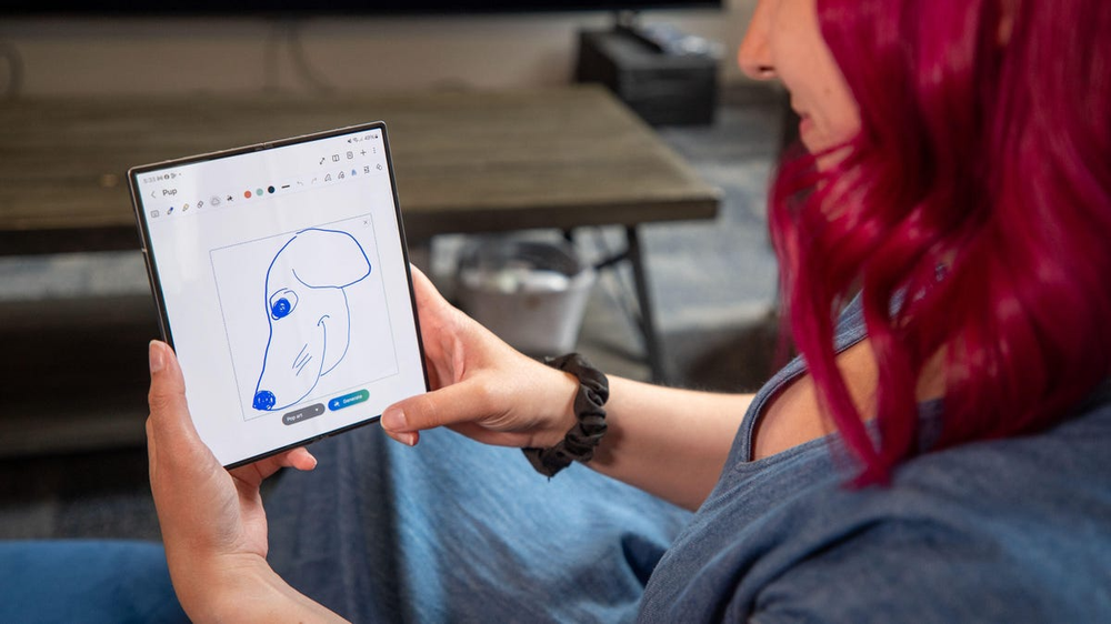 Galaxy Z Fold6でAIスケッチを使っているところ