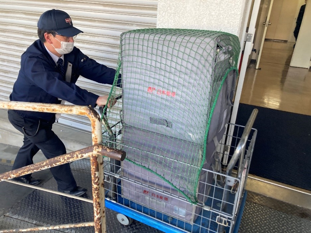 持ち込みオペレーションの様子（写真提供：JR東日本）