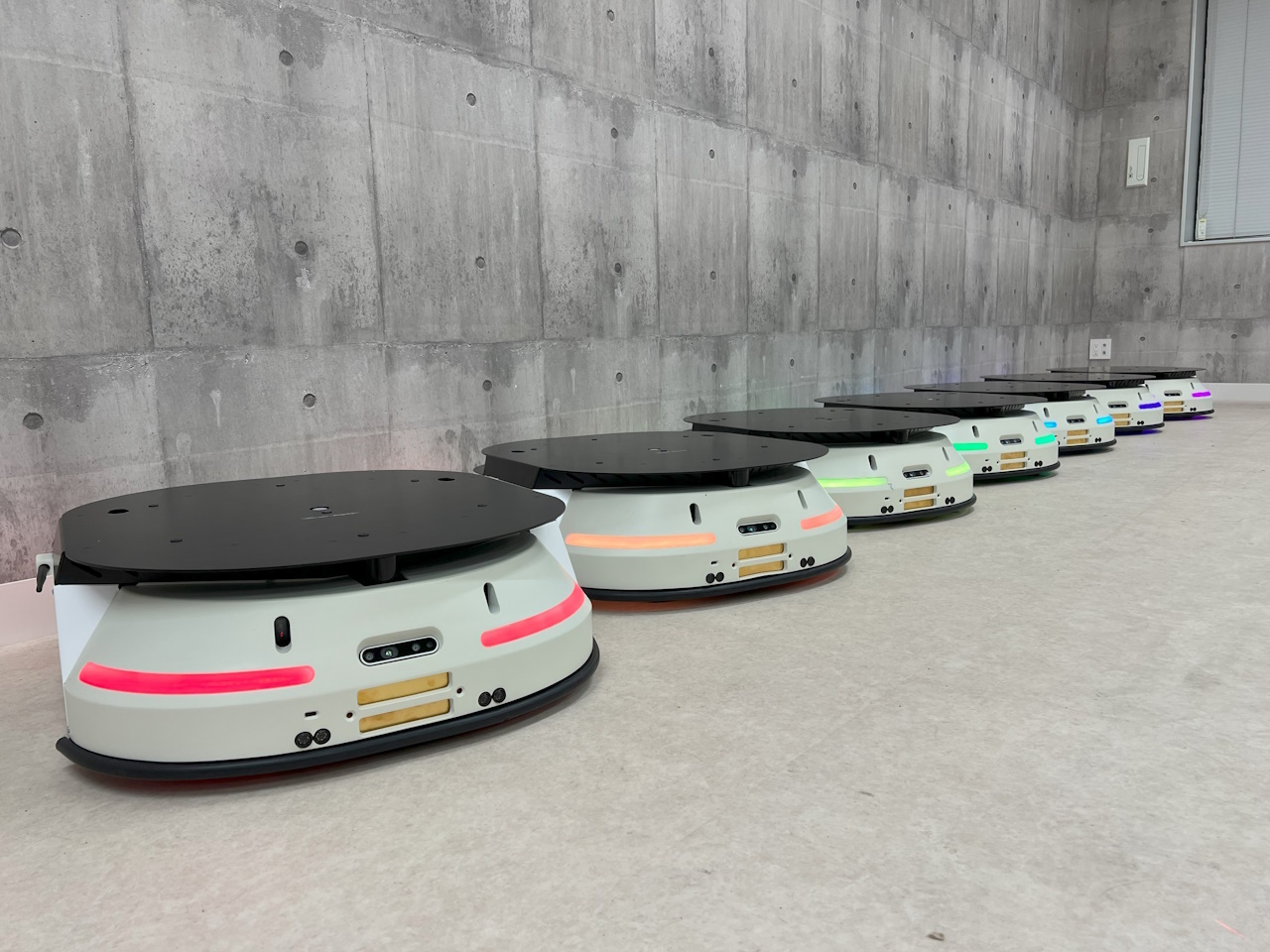 自動搬送ロボット「Lexx500」