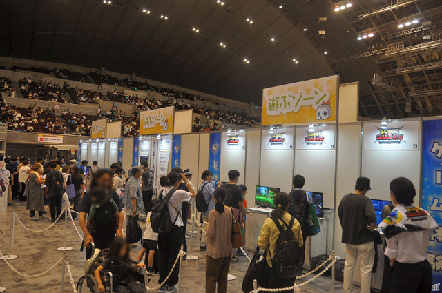 　もちろん、新作ゲームが試遊できるコーナーも。