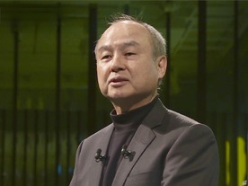 孫正義氏、「日本的な生成AI」をバッサリ--「『パラメーターが少ないから効率的』は予算がない言い訳」