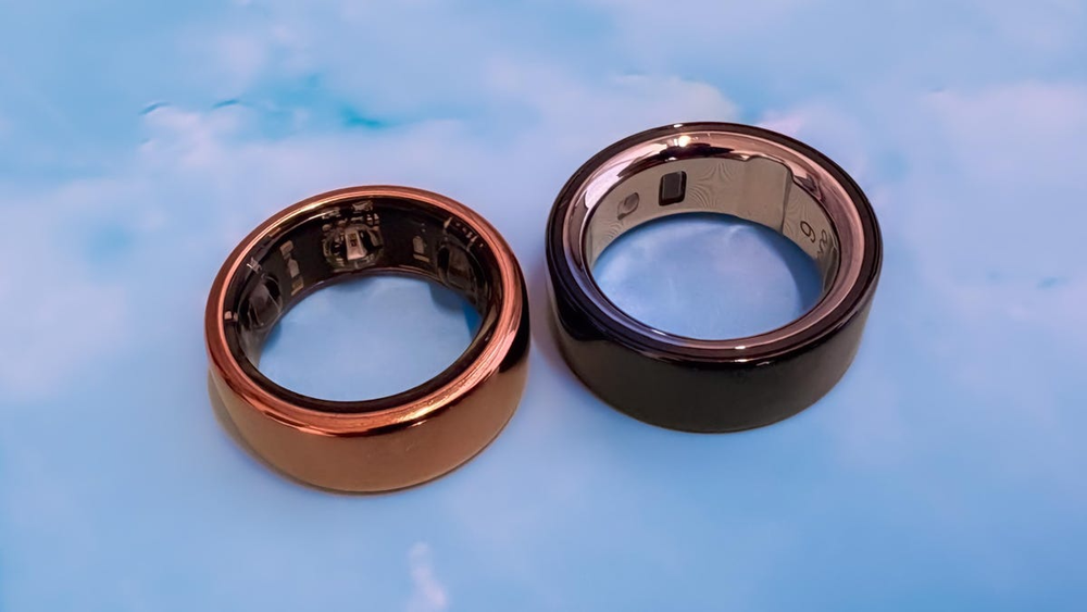 第3世代Oura RingとOura Ring 4の比較写真