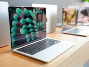 「MacBook Air」価格そのままでメモリー増量、最小16GBに