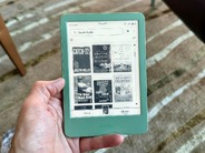 アマゾン「Kindle」2024年版レビュー：より明るく速く–Paperwhiteとの違いも確認