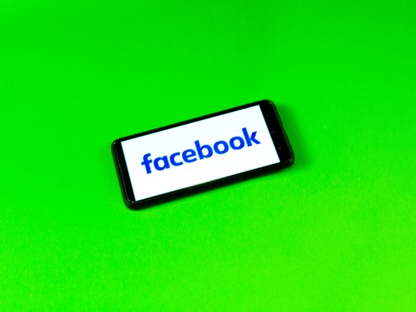 「Facebook」の「思い出」を非表示にする方法--「特定の人だけ見たくない」にも対応