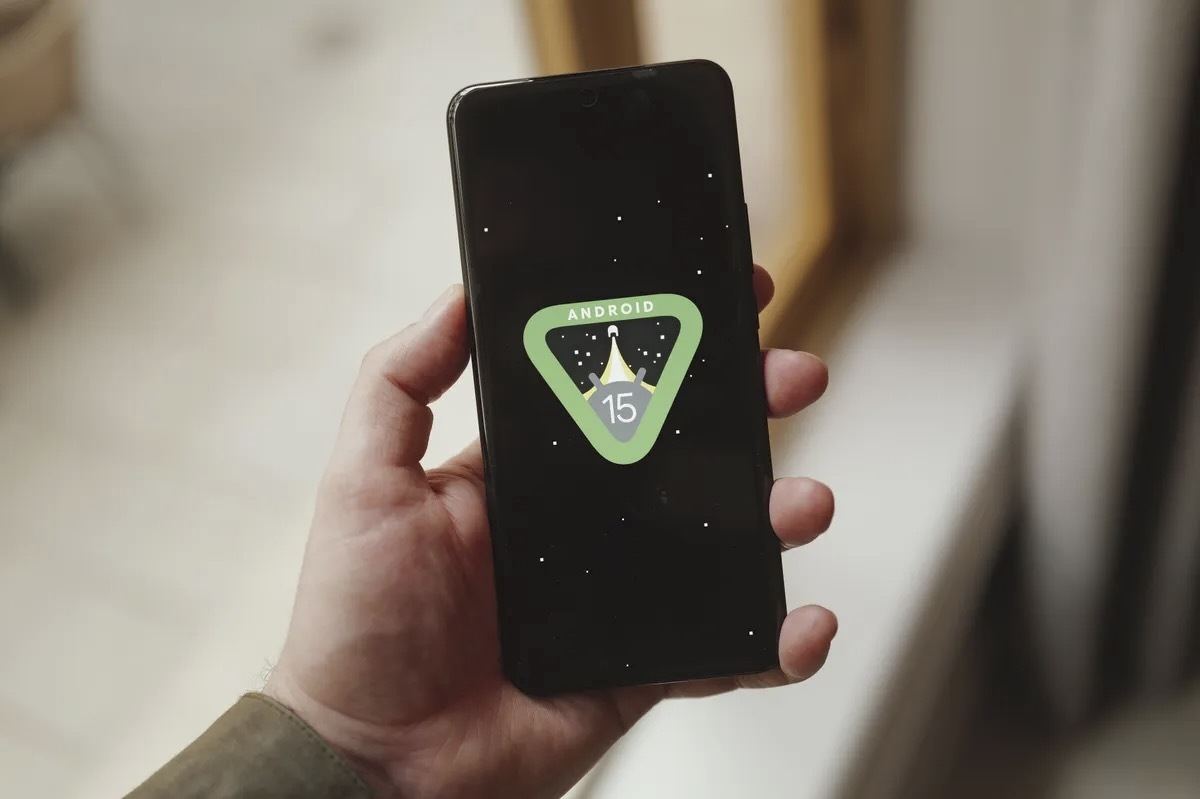 Android 15を搭載（Andrew Lanxon/CNET）