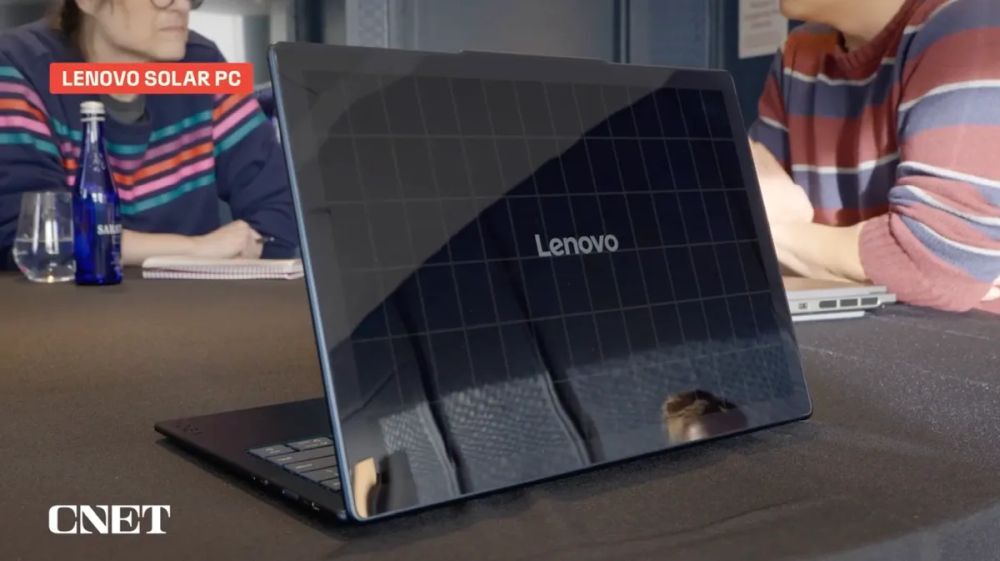 Lenovoのソーラー発電ノートPC
