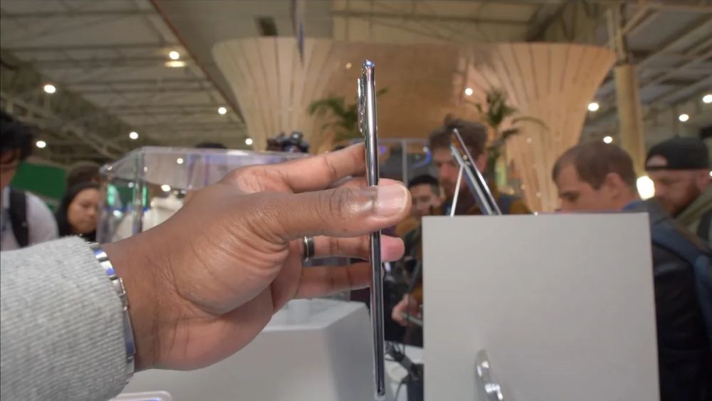 提供：Jide Akinrinade/CNET