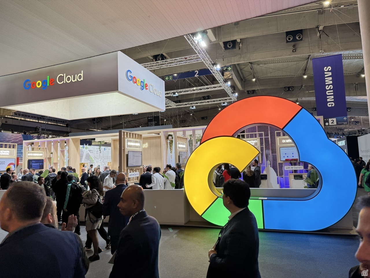 2025年にGoogle Cloudがブース出展していたのは、2024年まで日本電気（NEC）が出展していた所。NECはオープンRANの機運の高まりとともに通信事業の強化を図っていたのだが、その機運の縮小とともに防衛分野へ注力領域をシフトし、ブースを縮小するに至ったようだ
