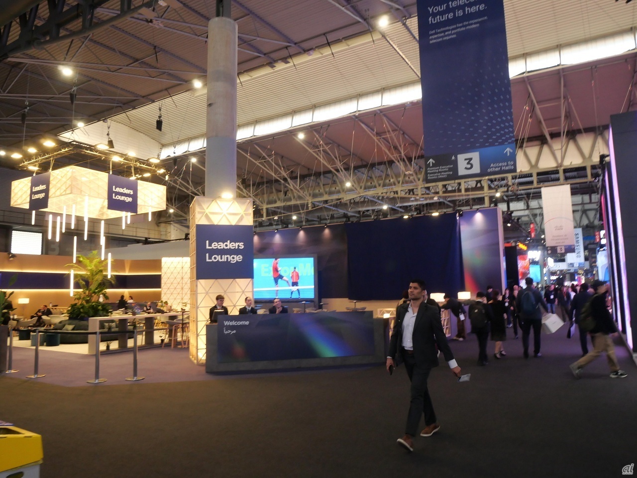 かつてMWC Barcelonaの“花形”となっていたホール3の一部がVIP用のラウンジとなっているなど、大規模なブース出展は減少傾向にある印象も受ける