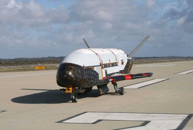 14カ月ぶりに帰還した謎の宇宙船「X-37B」を写真で見る - 14/18