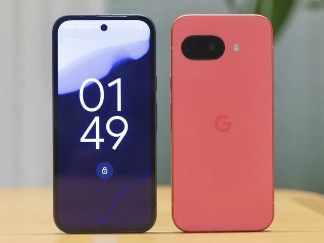 Pixel 9a実機インプレ--「カメラの出っ張り」廃止で平らな背面が最高　iPhone 16eより安い