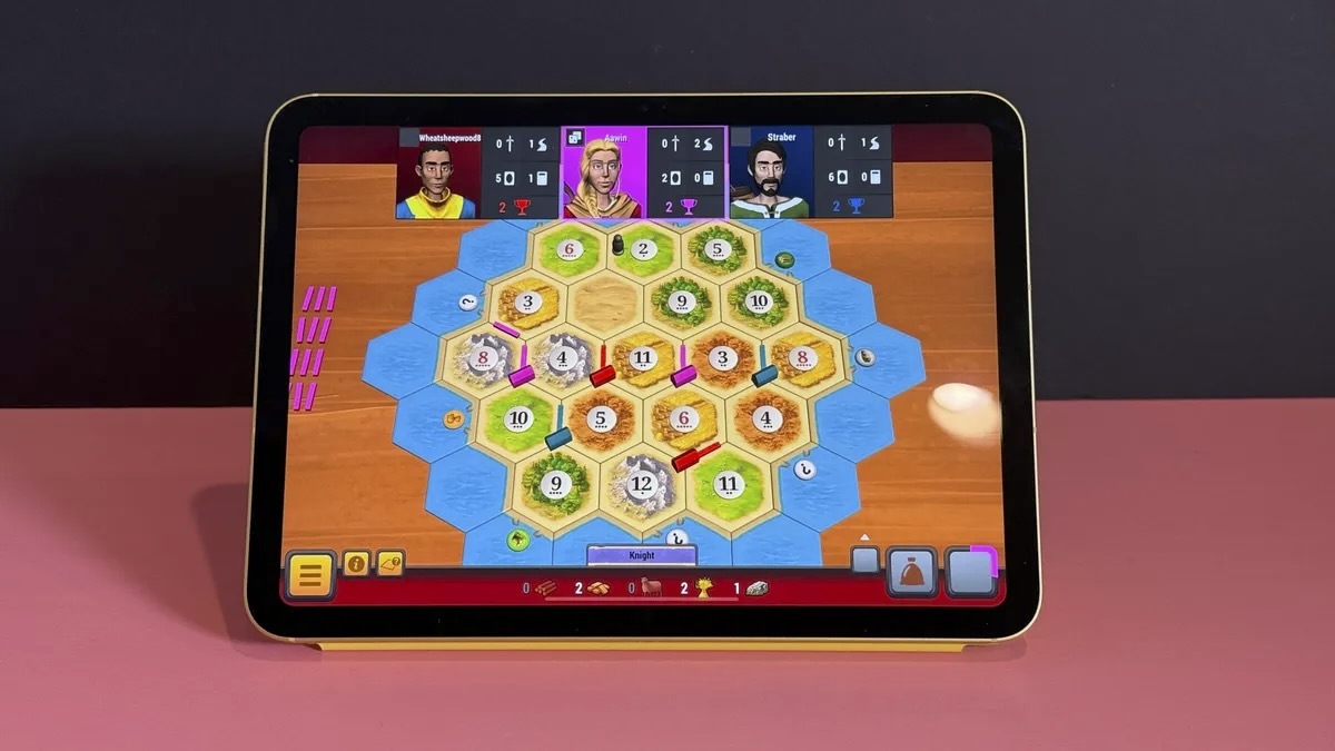 カタンは自分がiPadで最も使うアプリのひとつ。こんなゲームにはハイスペックは特に必要ない（Scott Stein/CNET）