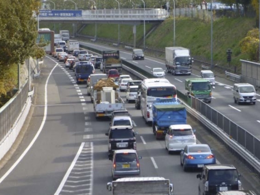 中央自動車道（出典：中央道渋滞ボトルネック検討ＷＧ）