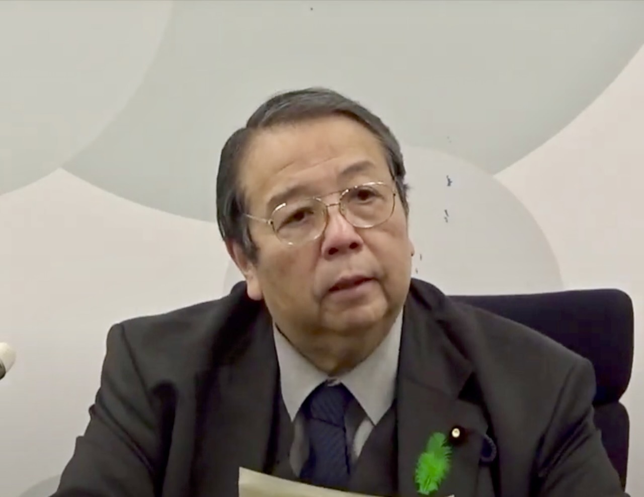 総務大臣を務める村上誠一郎氏