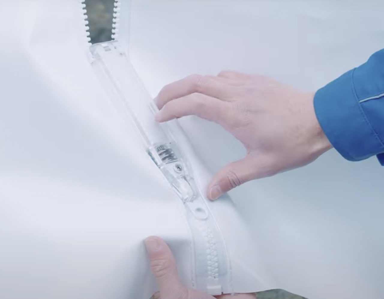自走するファスナー