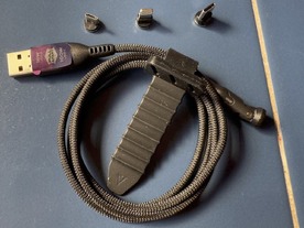 「超汎用的かつ実用的なUSB-Cケーブル」を見つけた話【レビュー】