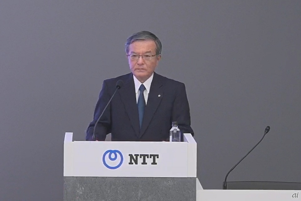 決算を発表する、日本電信電話 代表取締役社長 島田明氏