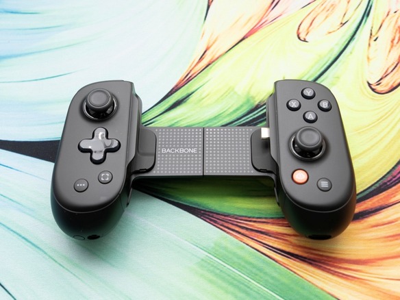 3万円の価値はある？進化版ゲームコントローラー「Backbone Pro」徹底レビュー