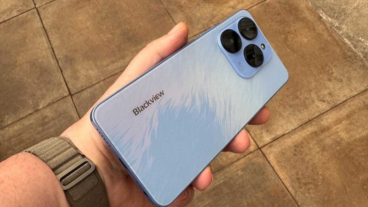 Blackview SHARK 9の背面