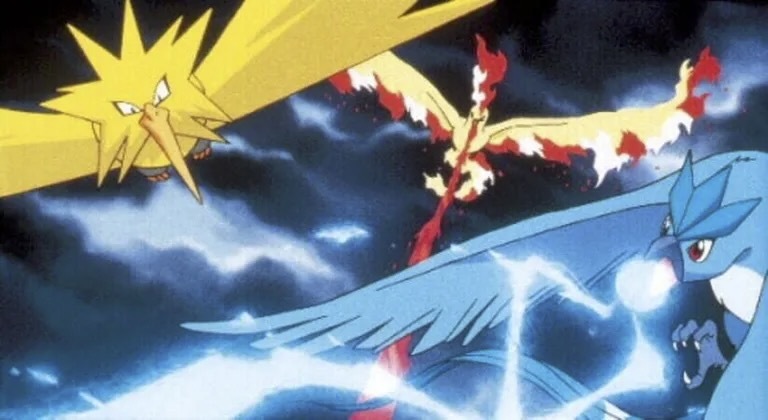 左からサンダー、ファイヤー、フリーザー。（『劇場版ポケットモンスター 幻のポケモン ルギア爆誕）
