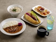Ankerが飲食店を開業、全席で急速充電が可能