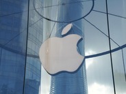 アップルのスマートグラス、2026年発売か–AIで周囲を「見て」分析
