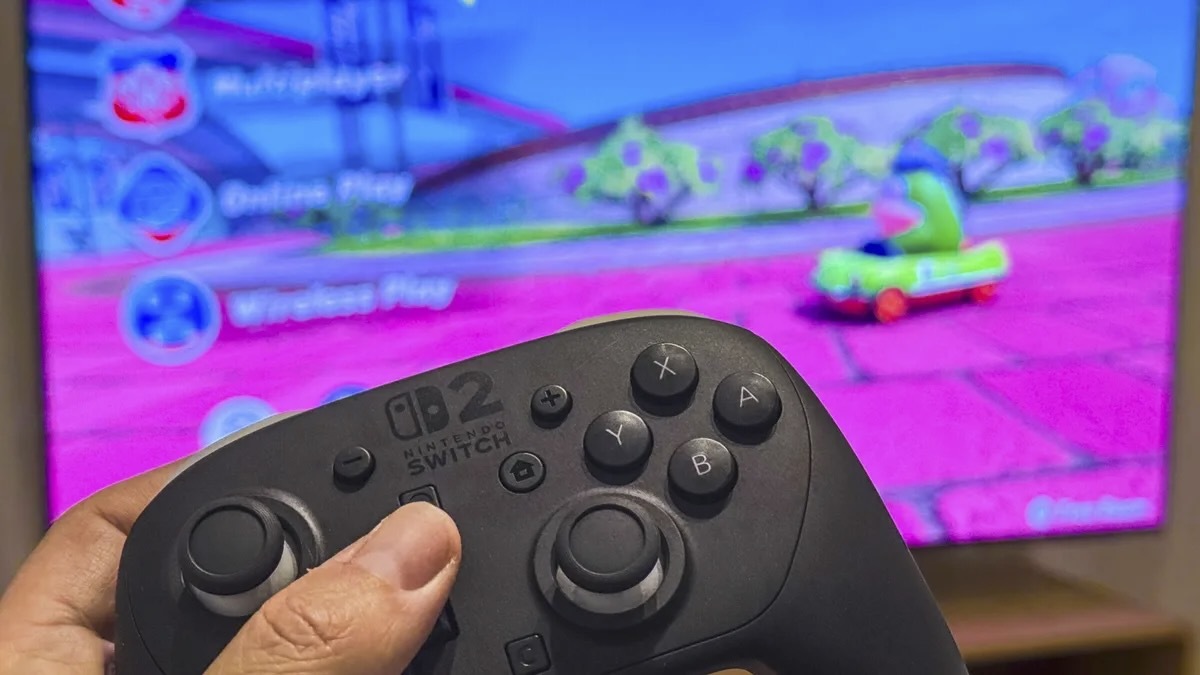 Switch 2で『マリオカート ワールド』を何時間もプレイ。ProコントローラーとJoy-Conの両方で遊んだ（Scott Stein／CNET）