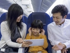 ANA機内Wi-Fi、YouTubeも視聴可能に--帯域拡大で（更新）
