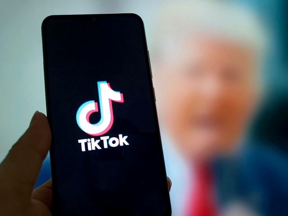 TikTok、サービス停止を回避--トランプ大統領が3度目の売却期限延長
