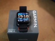 「Apple Watch Ultra」から乗り換えても違和感なし、ガーミンの新作「Venu X1」を試す