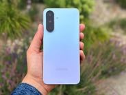 高価なスマホはもう要らない、約5万円で基本を押さえた「Galaxy A36 5G」レビュー