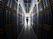 米国のAIデータセンターは「規模が桁外れ」という話–面積でマンハッタンに匹敵、電力争奪も