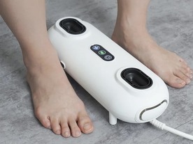 「またがる扇風機」登場--身体の前と後ろが両方涼しい　サンコーから