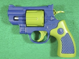 「真正拳銃」が玩具として流通、警察庁が回収呼びかけ　違法性のポイントは