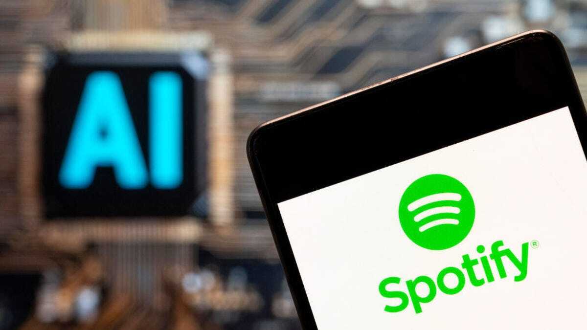 Spotifyのロゴと「AI」の文字