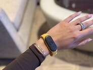 アマゾン製「身の回りの会話すべてを文字起こしするAI端末」登場に現実味–Bee買収で