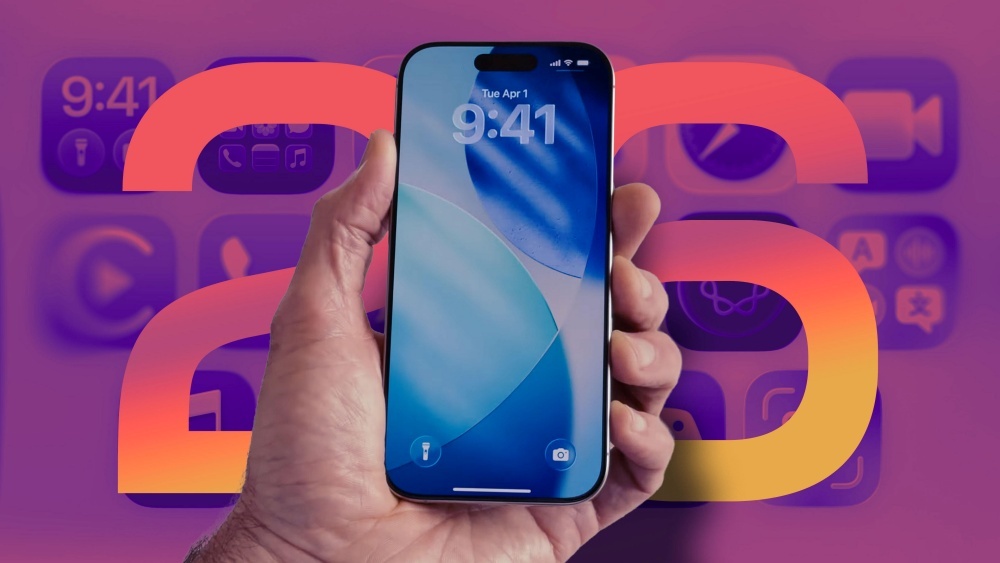 iPhoneを持った手と「26」の文字