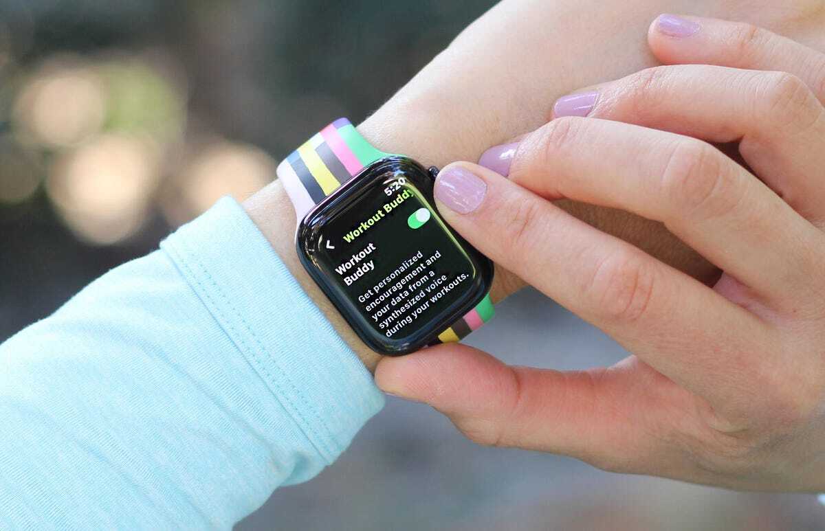 watchOS 26開発者向けベータ版でWorkout Buddyを有効にする様子