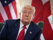 トランプ氏のSNSが「AI検索機能」をテスト、政治的偏向はあるのか