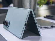 公称50万回に耐える「Galaxy Z Fold7」を20万回開閉した結果–7.5万回目で黒い液体が