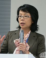 中野逸子氏