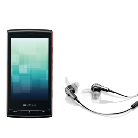 「GALAPAGOS SoftBank 003SH」と「Bose MIE2 mobile headset」