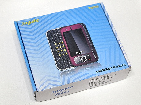 Jugat Z8090のパッケージ。かなり期待できそうだ