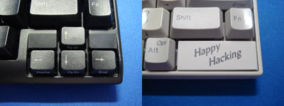 MacCAPTION：HHKはLite（左）も所有しているが、右下のカーソルキーが気に入らない。ノーマル（右）のほうが好みです